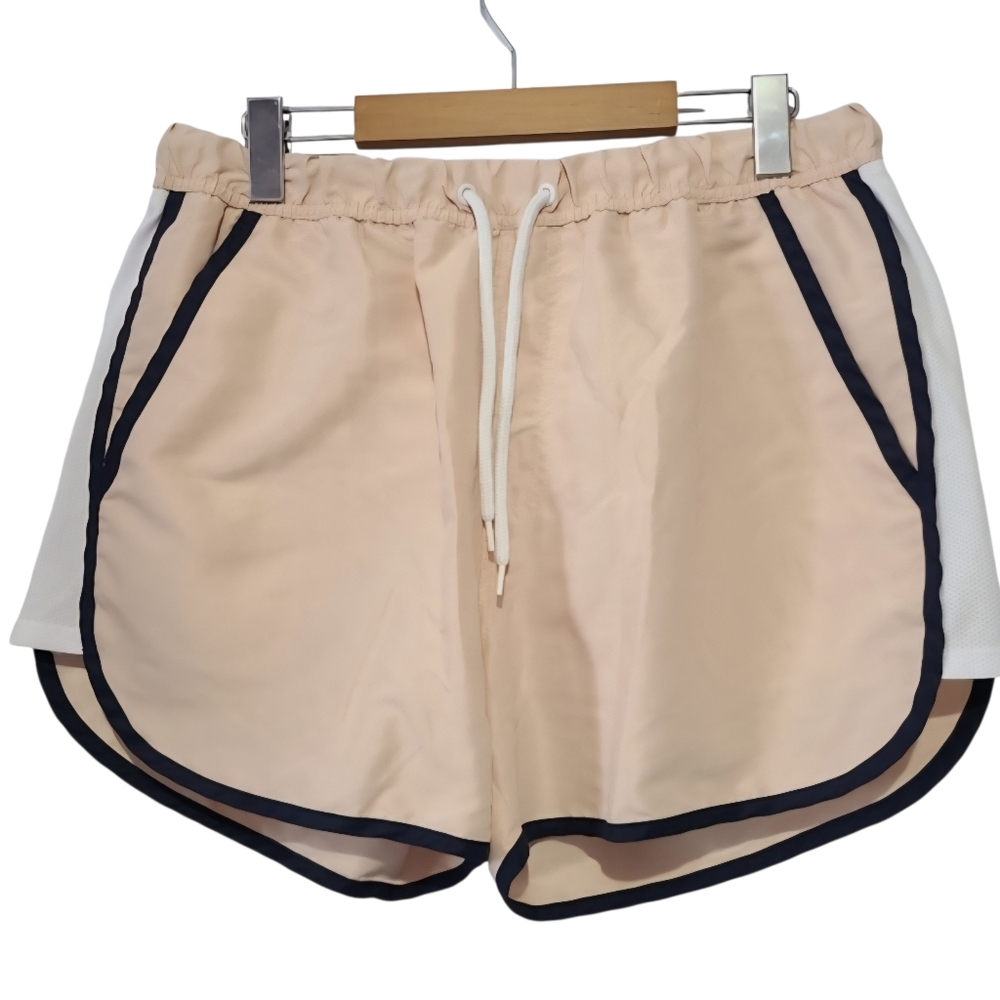 ASOS Women’s Lightweight Running Shorts w/ Pockets Size L
